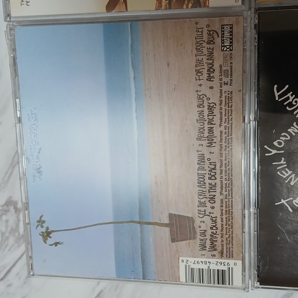 Neil Young CD Collection - Picture 2 of 16